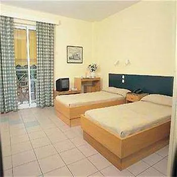 Kalloni 3*