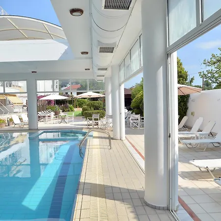 Kalloni 3* Волос