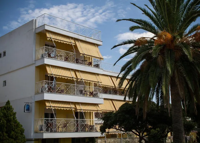 Hotel Kalloni 3*