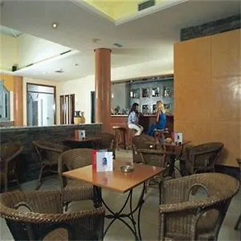 Отель Kalloni 3*